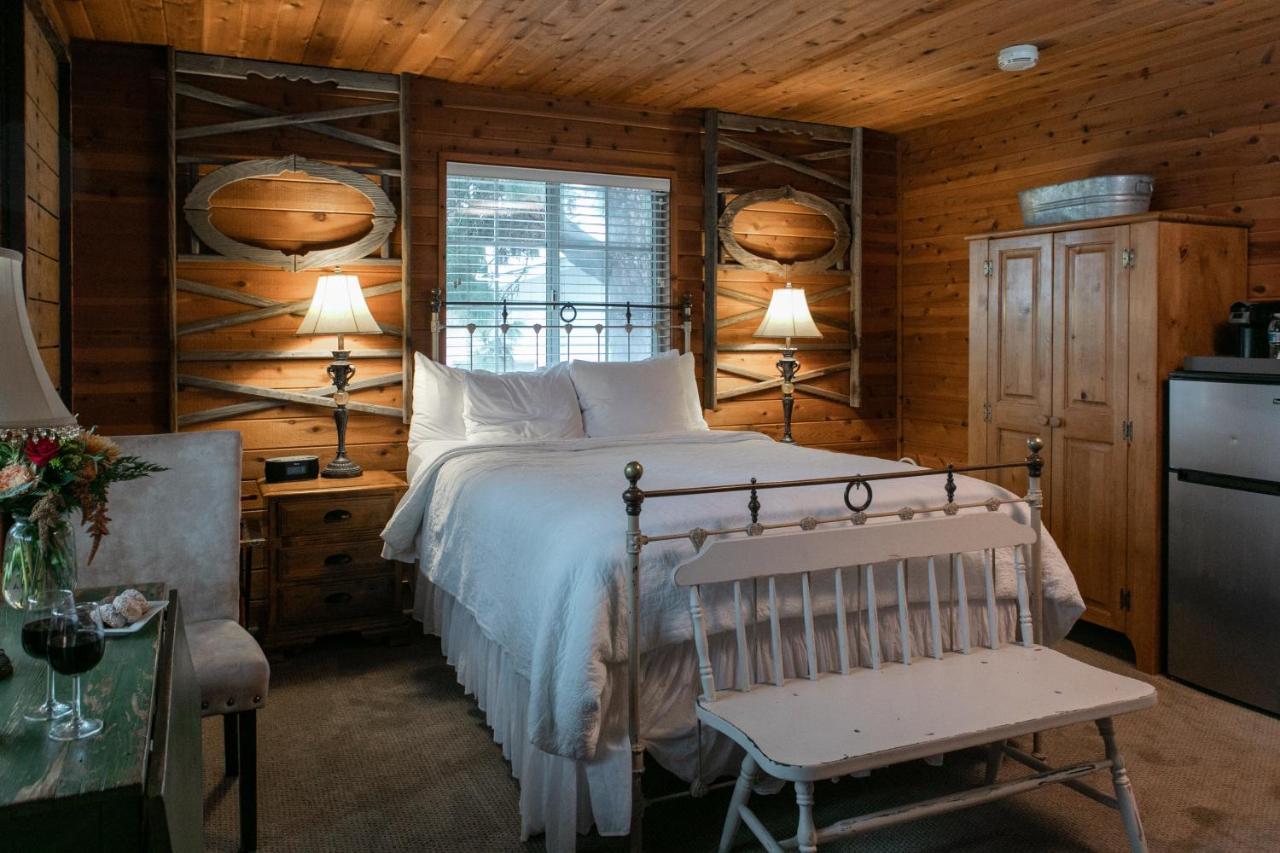 J Patrick Inn Cambria Ngoại thất bức ảnh