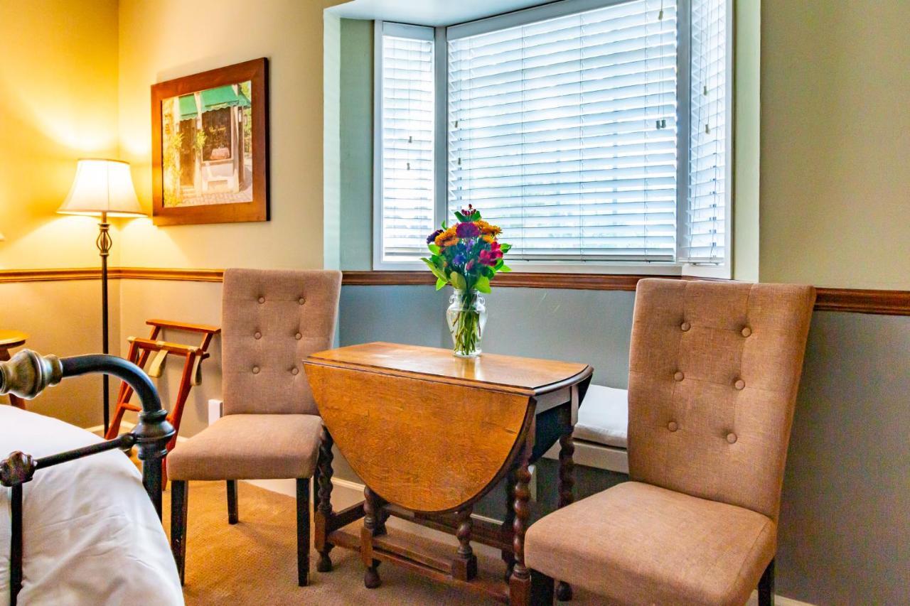 J Patrick Inn Cambria Ngoại thất bức ảnh